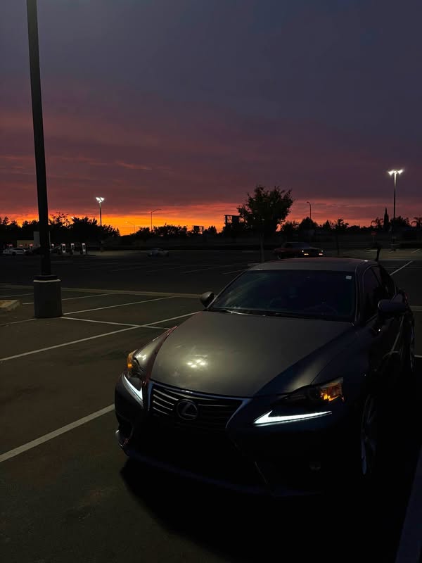 2016 Lexus IS - IS 200t Sedan 4D