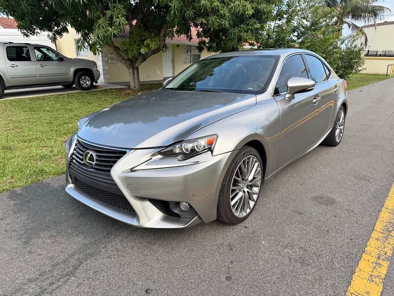 2016 Lexus IS - IS 200t Sedan 4D
