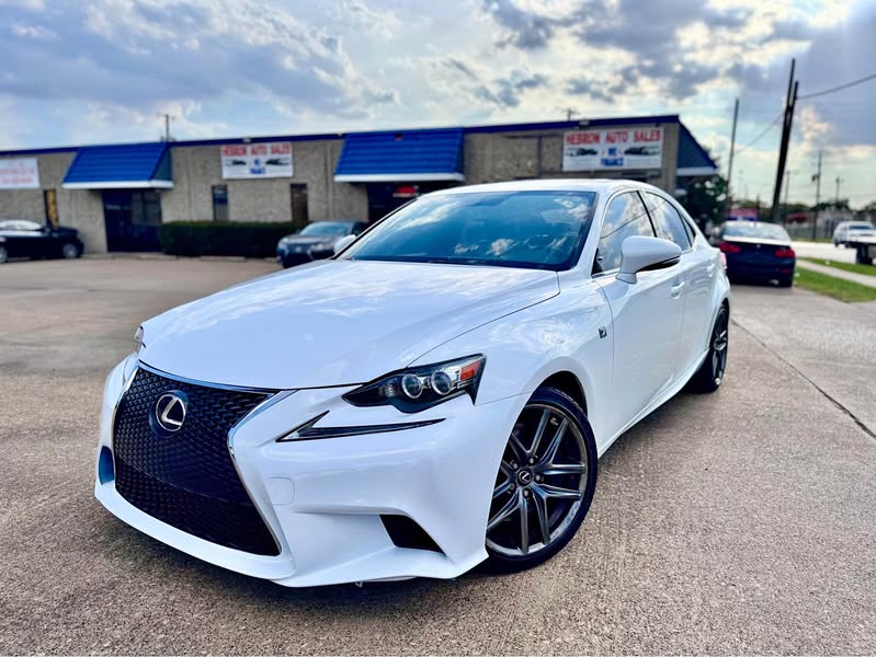 2016 Lexus IS - IS 200t Sedan 4D