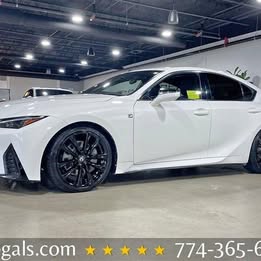 2021 Lexus IS