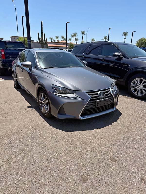 2020 Lexus IS - IS 300 Sedan 4D