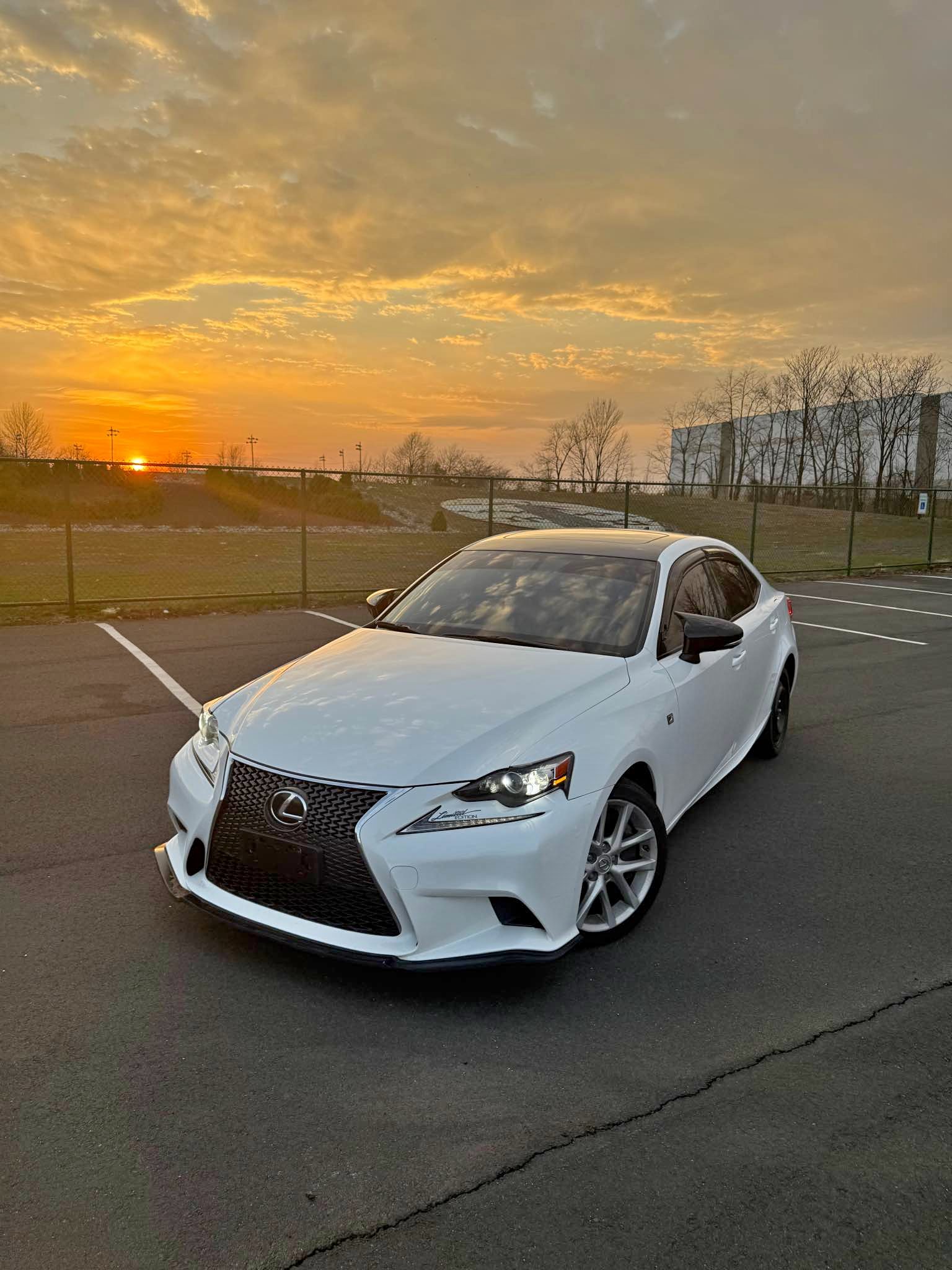 2016 Lexus IS F - 300 F Sport
