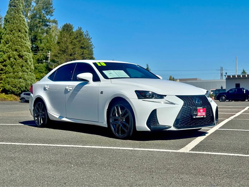 2018 Lexus IS IS 300 Sedan 4D