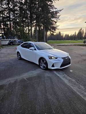2018 Lexus IS - IS 300 Sedan 4D
