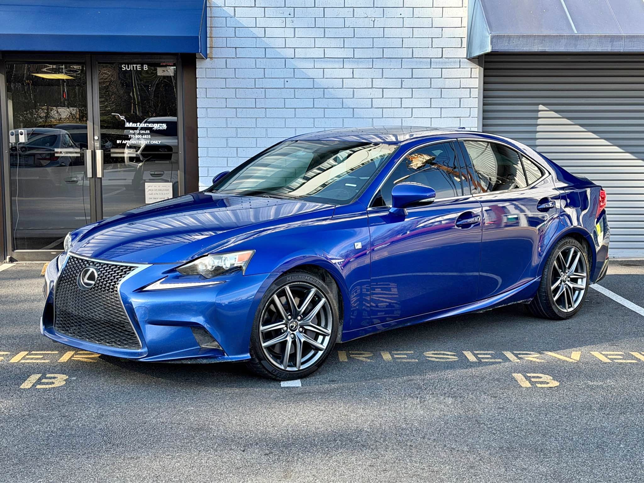2016 Lexus IS - IS 200t Sedan 4D