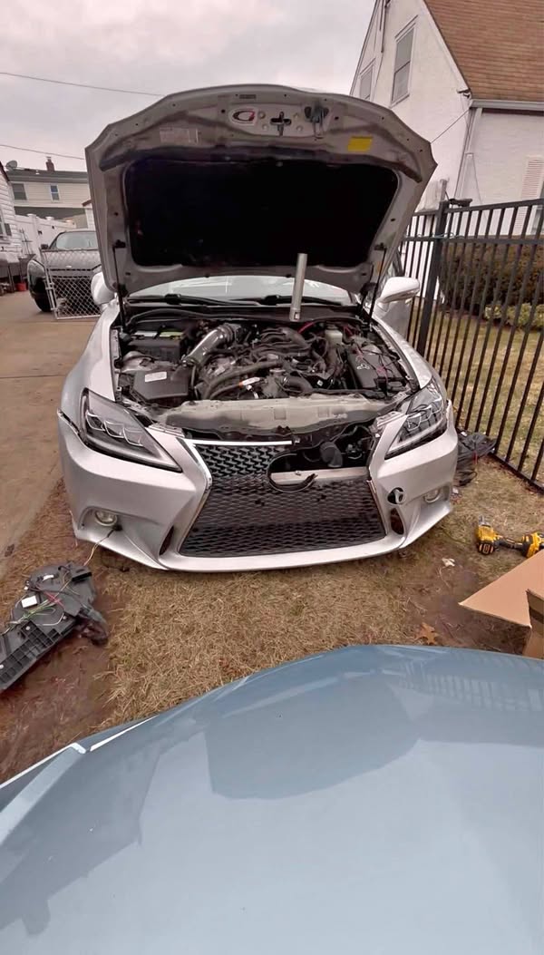 2010 Lexus IS - IS 350 Sedan 4D