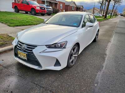 2018 Lexus IS - IS 300 Sedan 4D