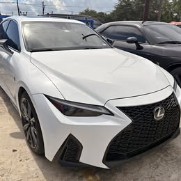 2022 Lexus IS