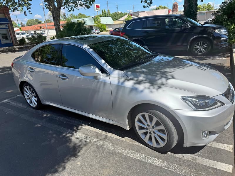 2006 Lexus IS - IS 250 Crafted Line Sedan 4D
