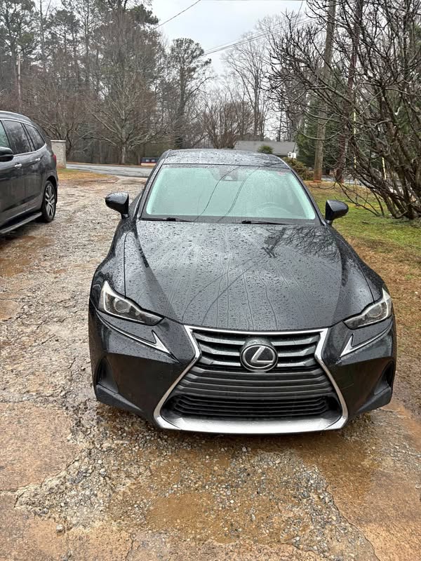 2017 Lexus IS - IS 200t Sedan 4D