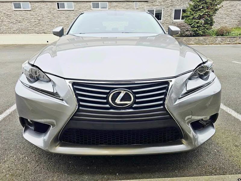 2015 Lexus IS - 250