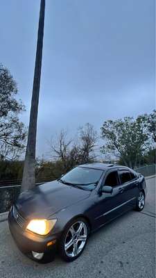 2002 Lexus IS - IS 300 Sedan 4D