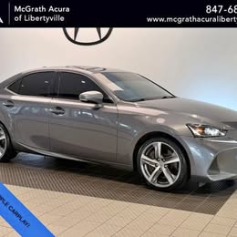 2017 Lexus IS