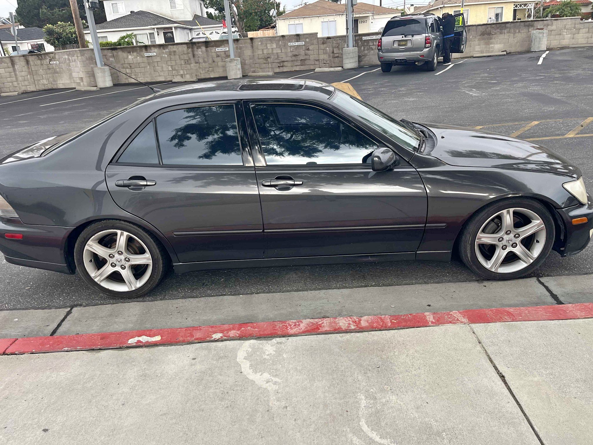 2001 Lexus IS - IS 300 Sedan 4D