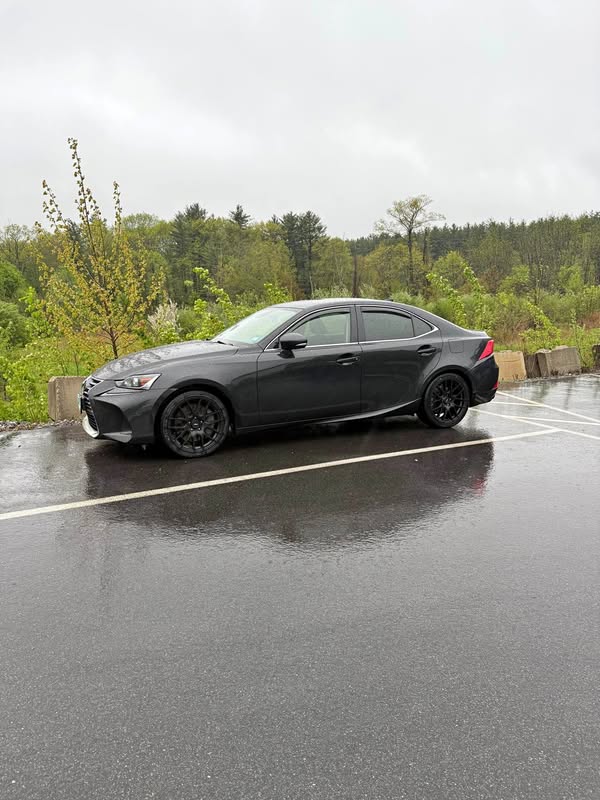 2017 Lexus IS - IS 300 Sedan 4D