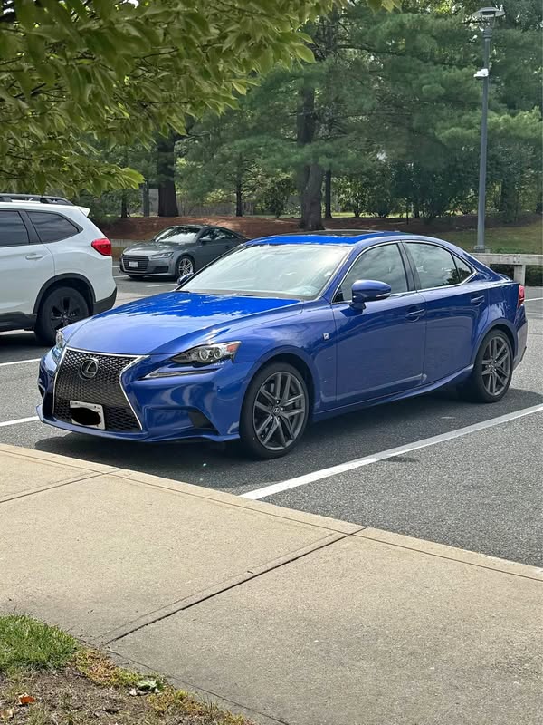 2016 Lexus IS - IS 200t Sedan 4D