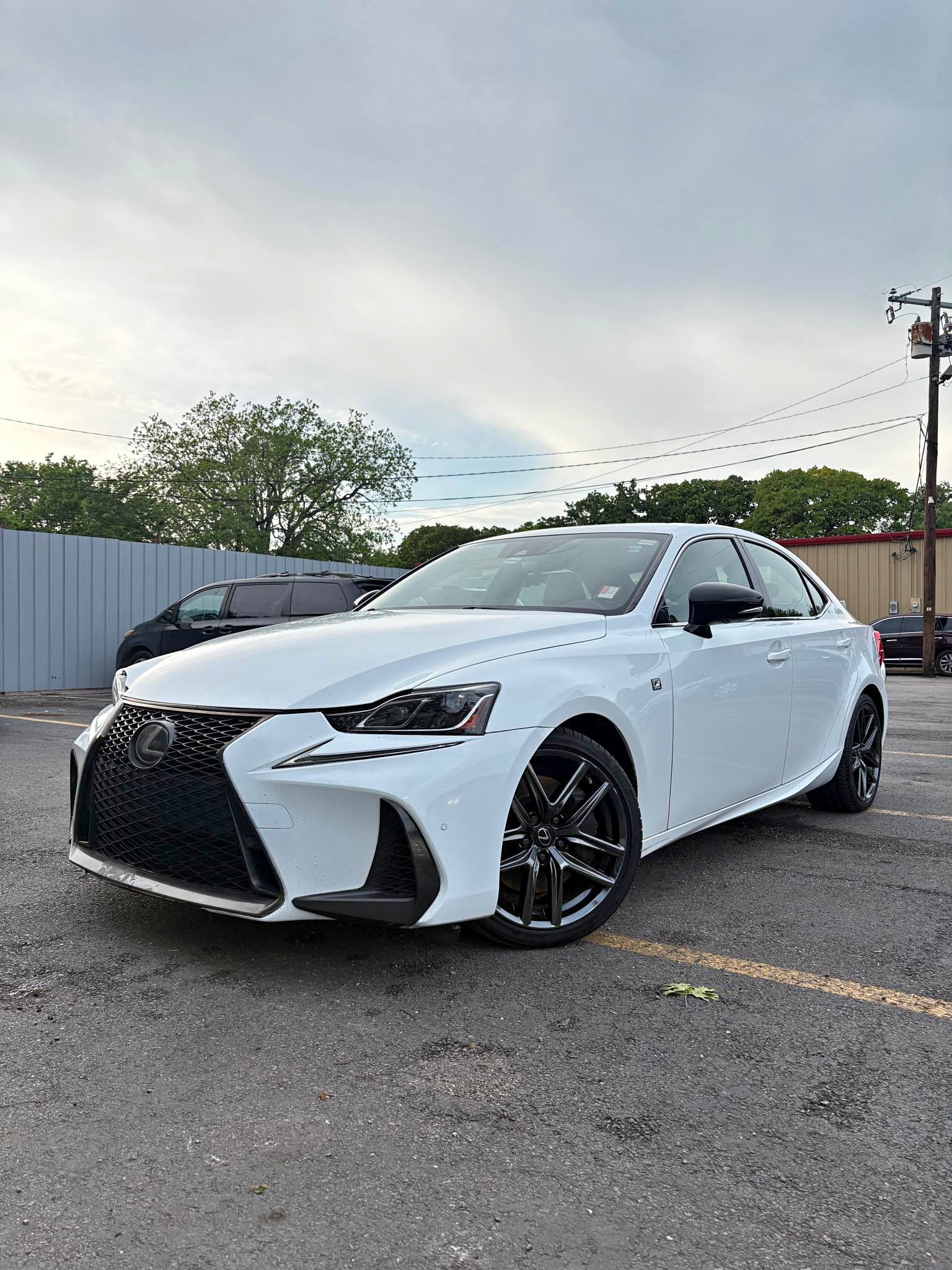 2019 Lexus IS - 300