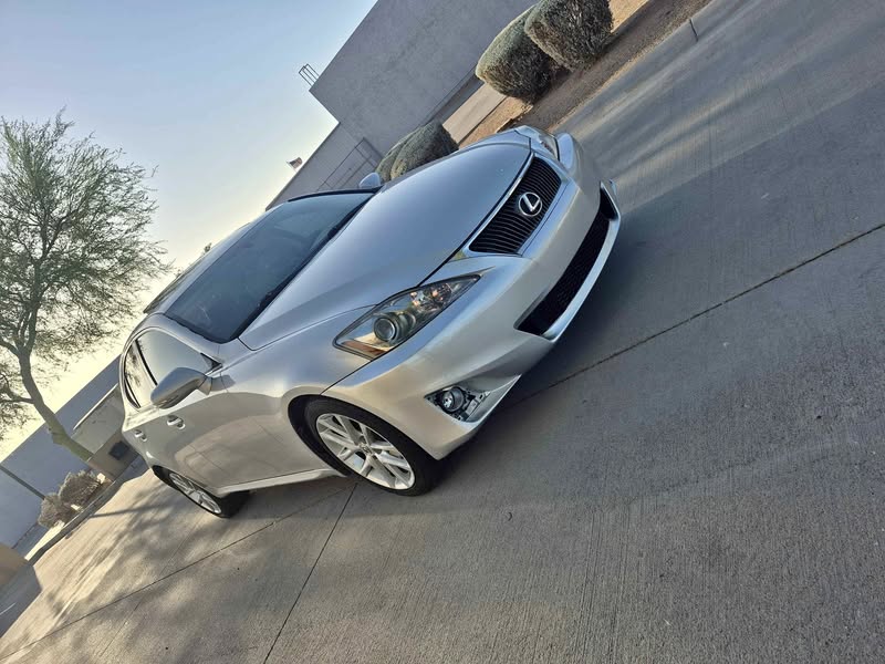 2011 Lexus IS - IS 200t Sedan 4D
