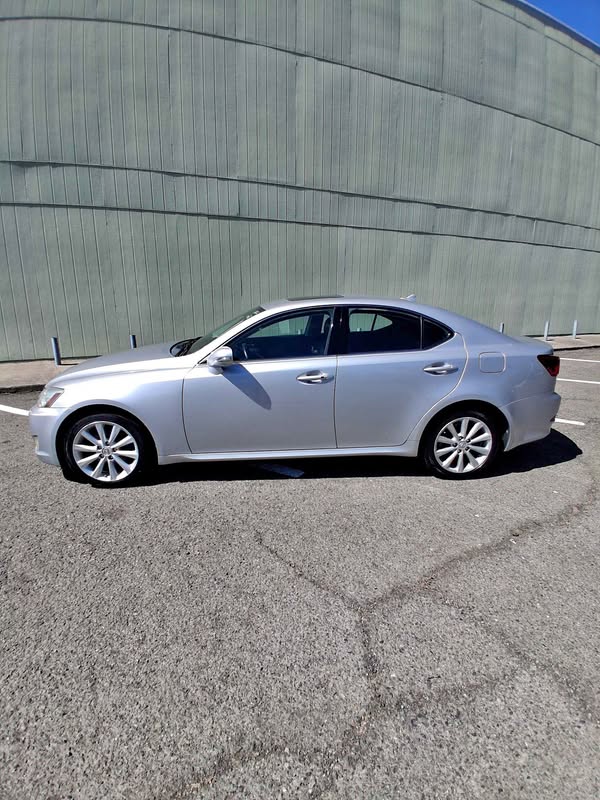 2009 Lexus IS - IS 250 Sport Sedan 4D