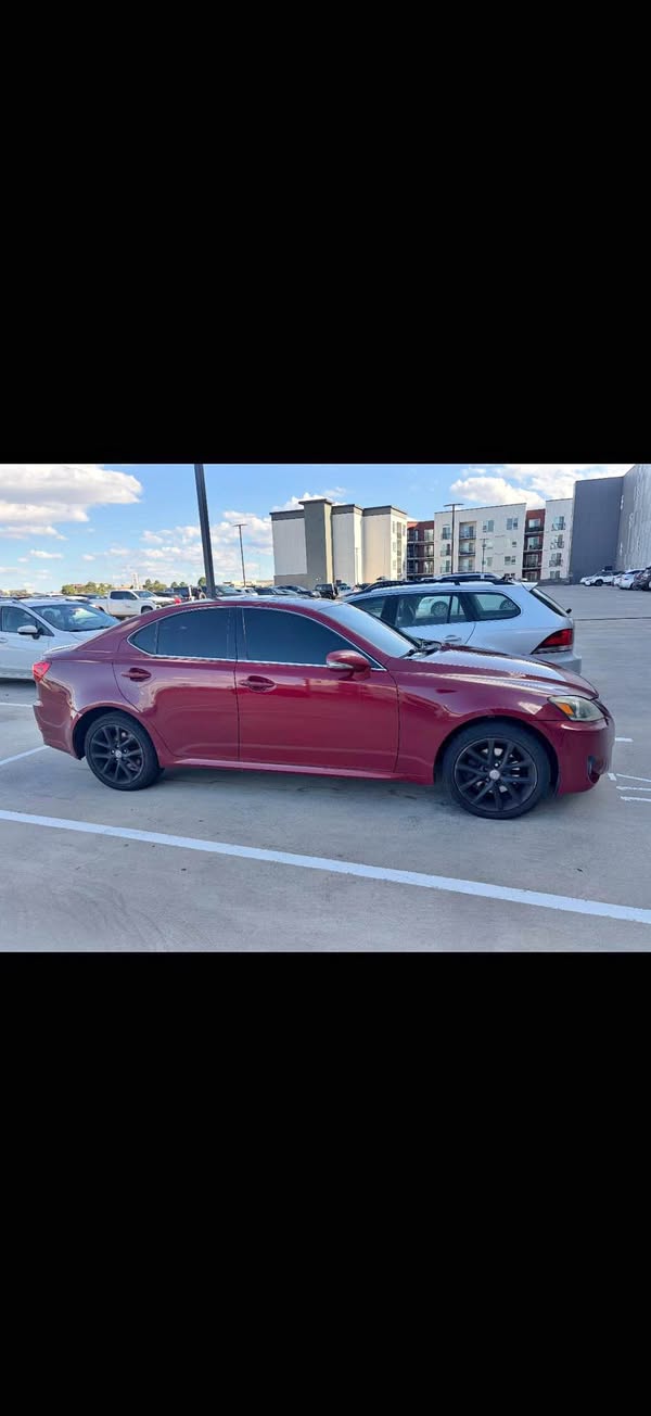 2012 Lexus 250 is