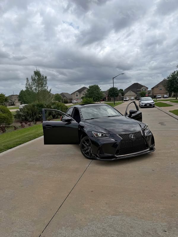 2019 Lexus IS - IS 300 F SPORT Design Sedan 4D