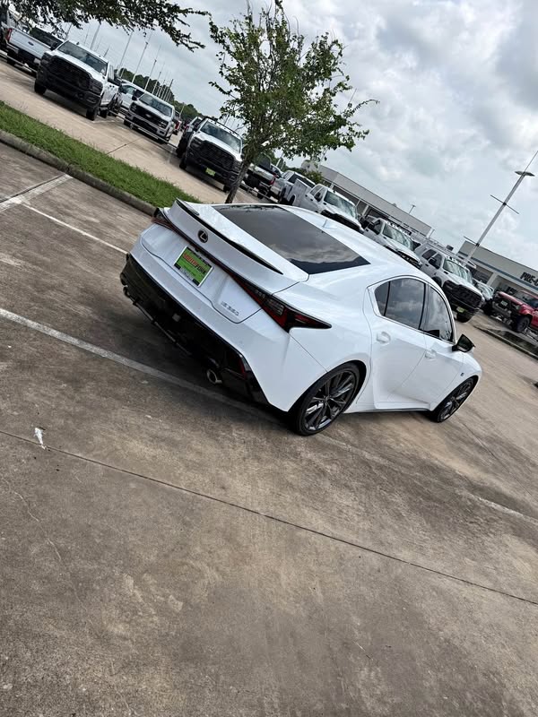 2022 Lexus IS 350 F Sport - Sedan