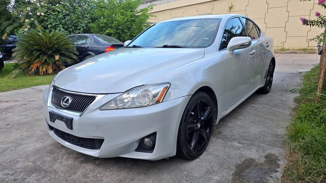 2011 Lexus IS - IS 250 Sedan 4D