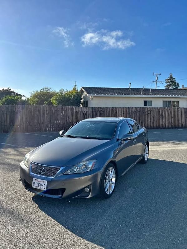 2013 Lexus IS 250 LUXURY SPORT