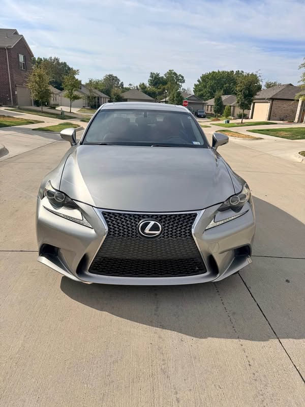 2016 Lexus IS - IS 200t Sedan 4D