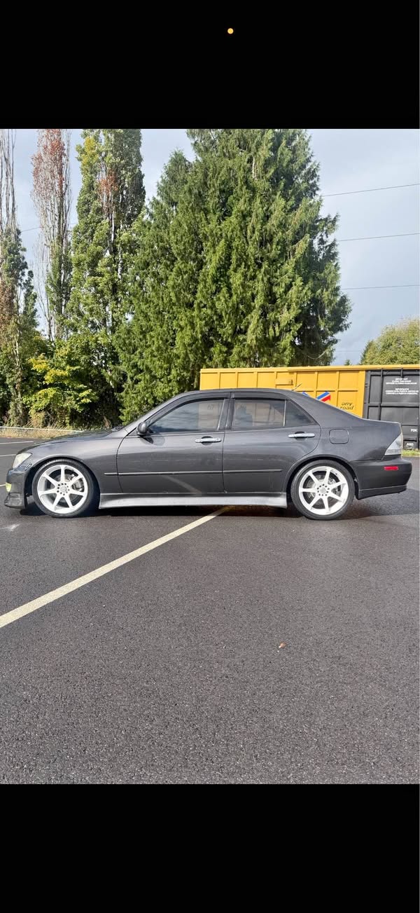 2001 Lexus IS - IS 300 Sedan 4D