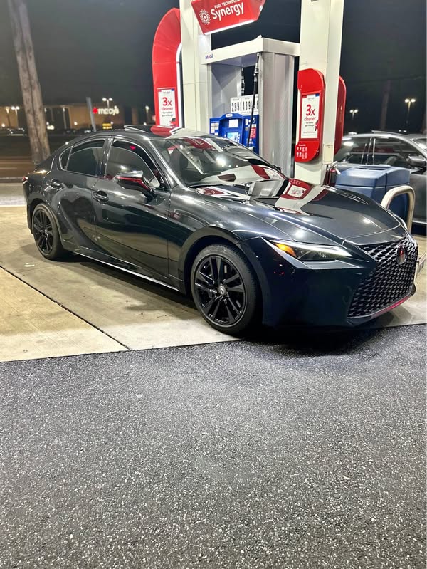 2021 Lexus IS - IS 300 Sedan 4D