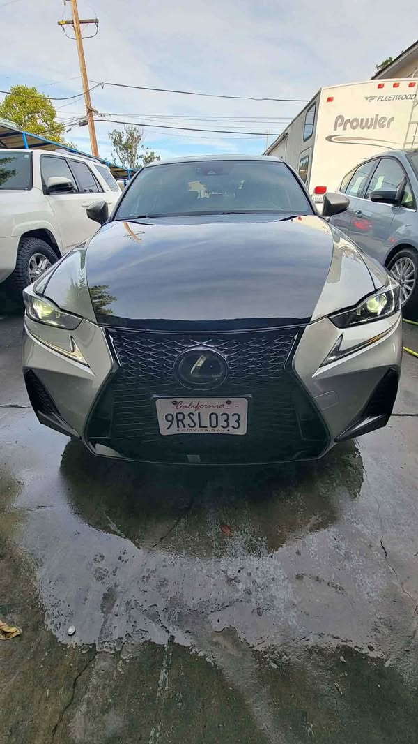 2018 Lexus IS - IS 300 Sedan 4D