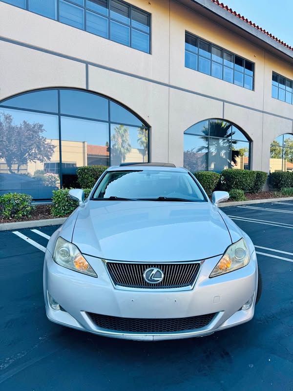 2010 Lexus IS - IS 350 Sedan 4D