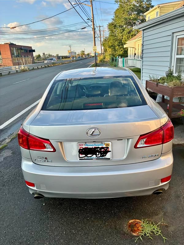 2010 Lexus IS - IS 250 Sedan 4D
