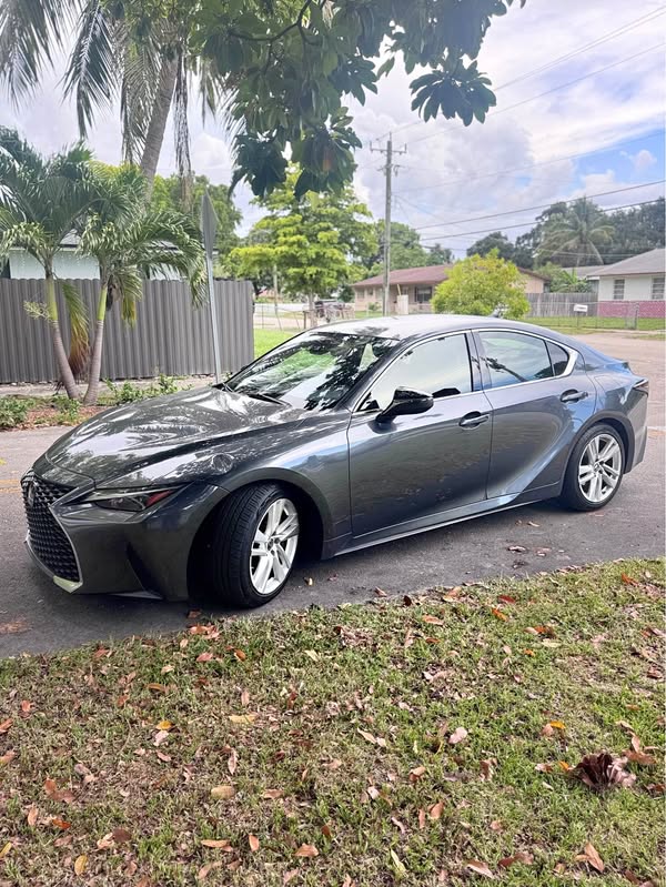 2021 Lexus IS - IS 300 Sedan 4D
