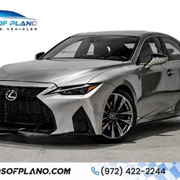 2022 Lexus IS