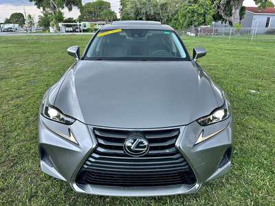 2018 Lexus IS