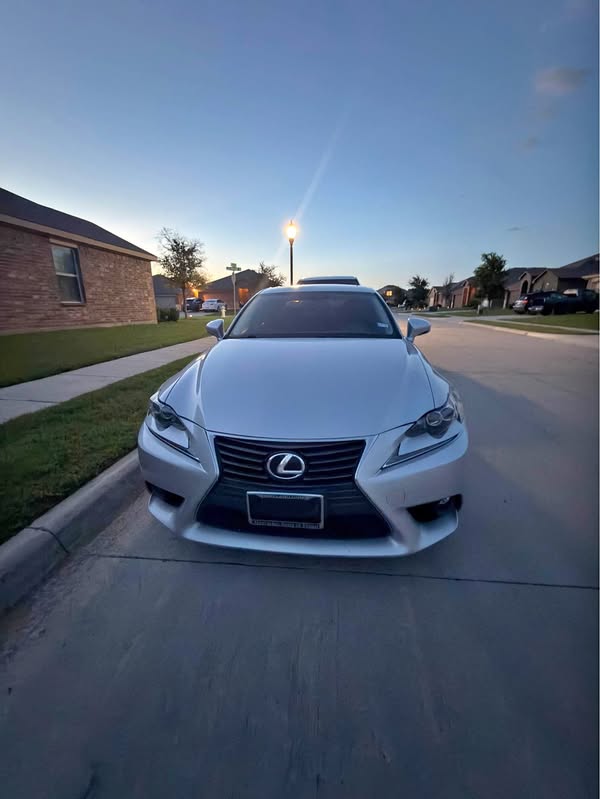 2017 Lexus IS - IS 300 Sedan 4D