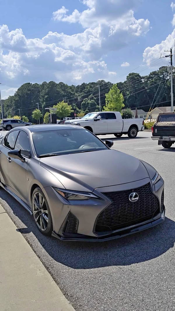 2022 Lexus IS - IS 350 Sport Sedan 4D