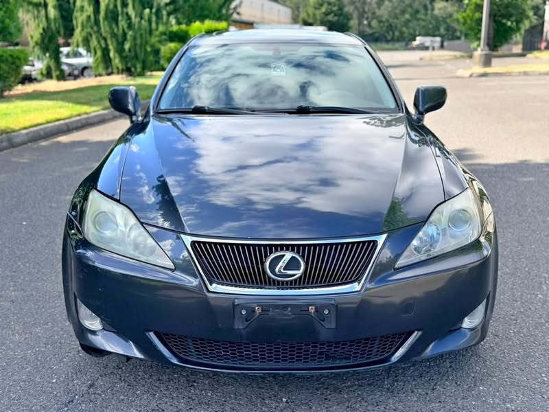 2007 Lexus is 350