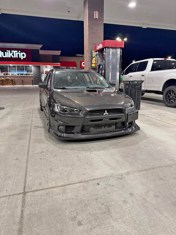 2012 Mitsubishi Lancer Evolution - MR Sedan 4D