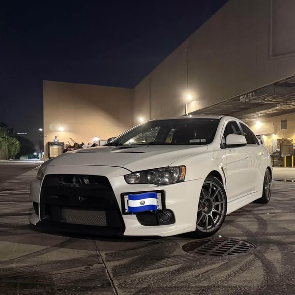 2014 Mitsubishi Lancer Evolution - GSR Sedan 4D