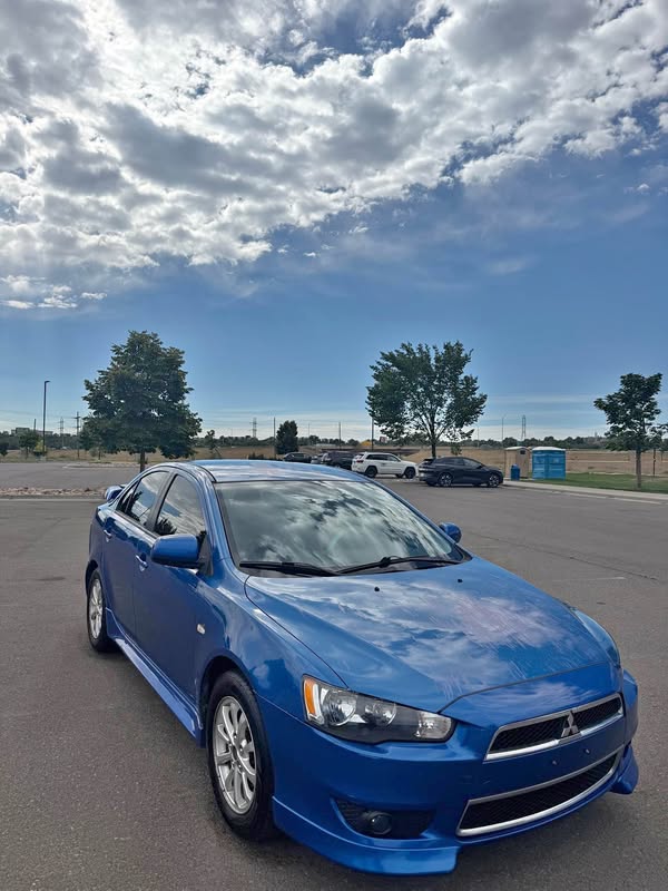 2012 Mitsubishi Lancer - SE Sedan 4D