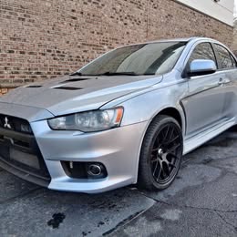 2012 Mitsubishi Lancer Evolution