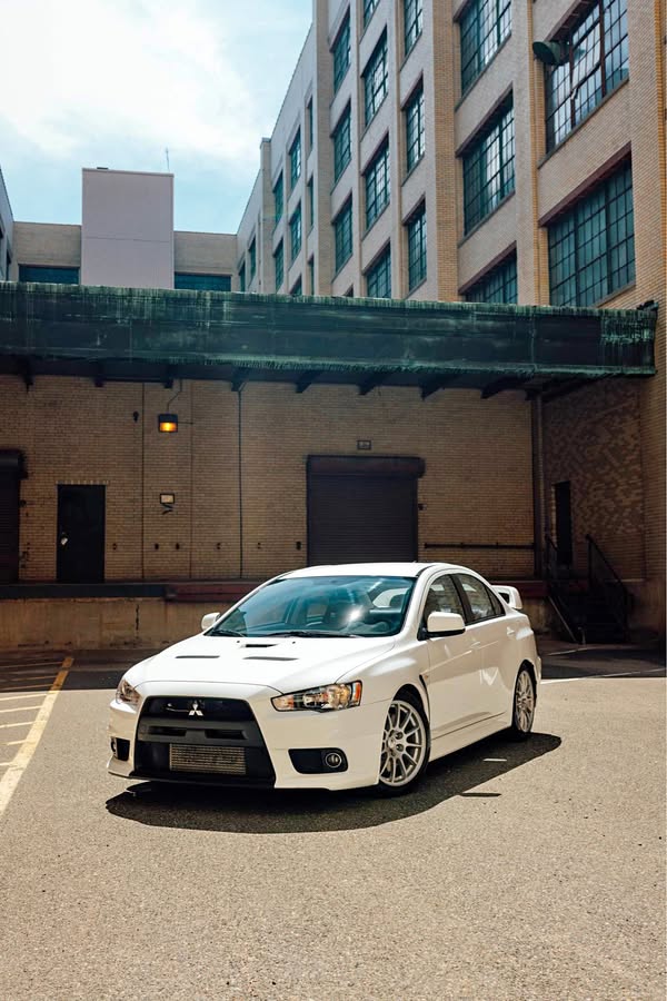 2013 Mitsubishi Lancer Evolution - GSR Sedan 4D