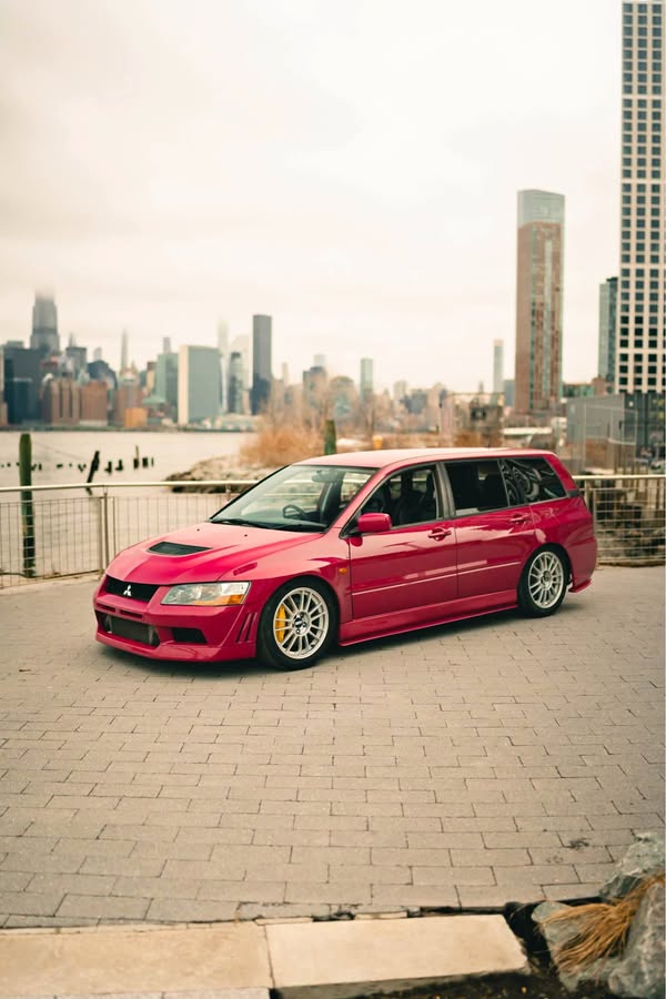 2005 Mitsubishi Lancer Evolution - Wagon