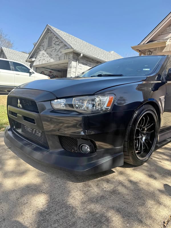 2011 Mitsubishi Lancer Evolution - MR Sedan 4D