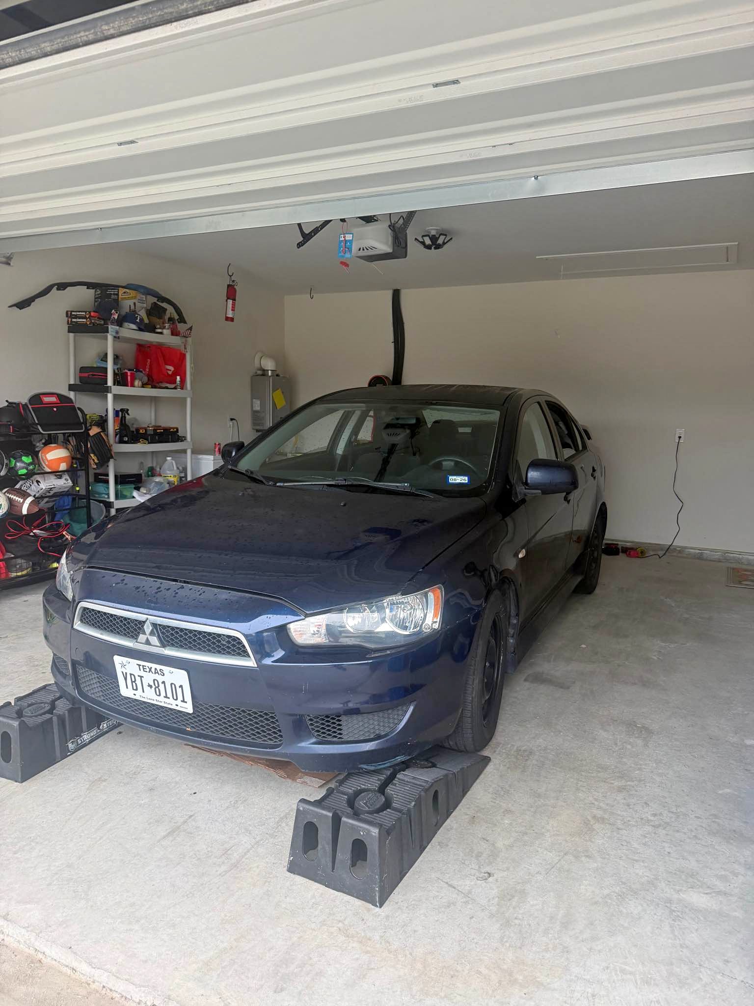 2014 Mitsubishi Lancer - ES Sedan 4D