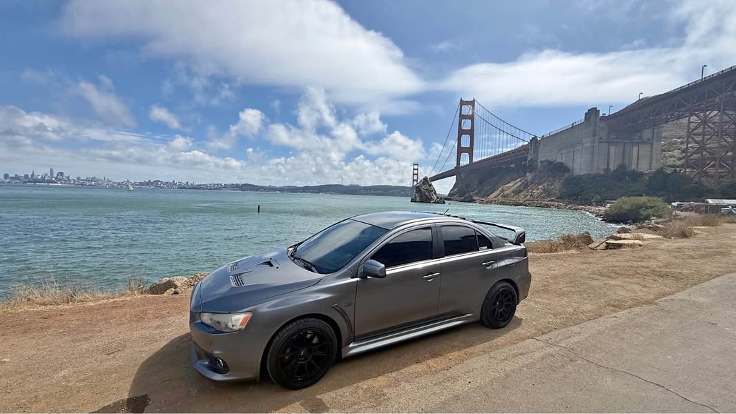 2010 Mitsubishi Lancer Evolution - MR Sedan 4D