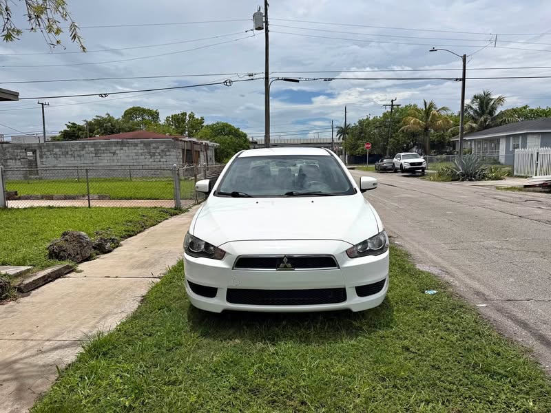 2015 Mitsubishi Lancer - SE Sedan 4D